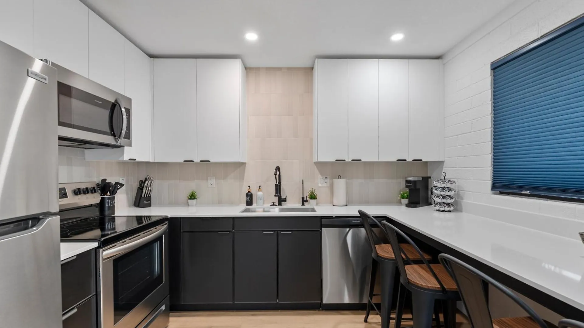 Biltmore 2Br Bungalow #2 - Workspace, Free Parking, Laundry, Patio! فينيكس 0*,  الولايات المتحدة الأمريكية